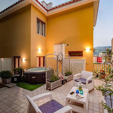 Casa Evelina Hotell Sant'Agnello Exteriör bild