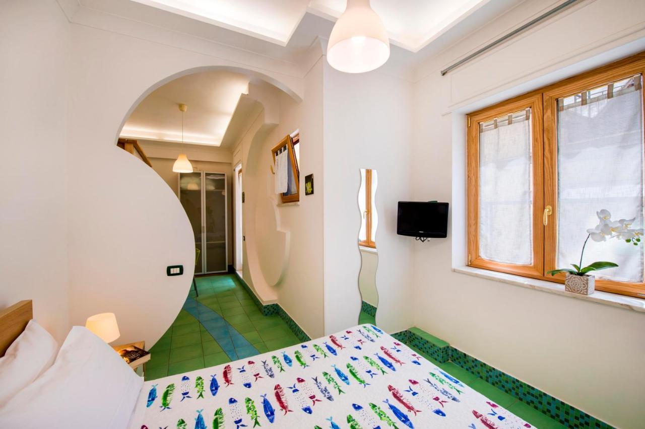 Casa Evelina Hotell Sant'Agnello Exteriör bild