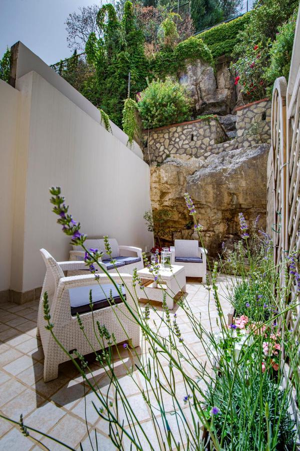 Casa Evelina Hotell Sant'Agnello Exteriör bild